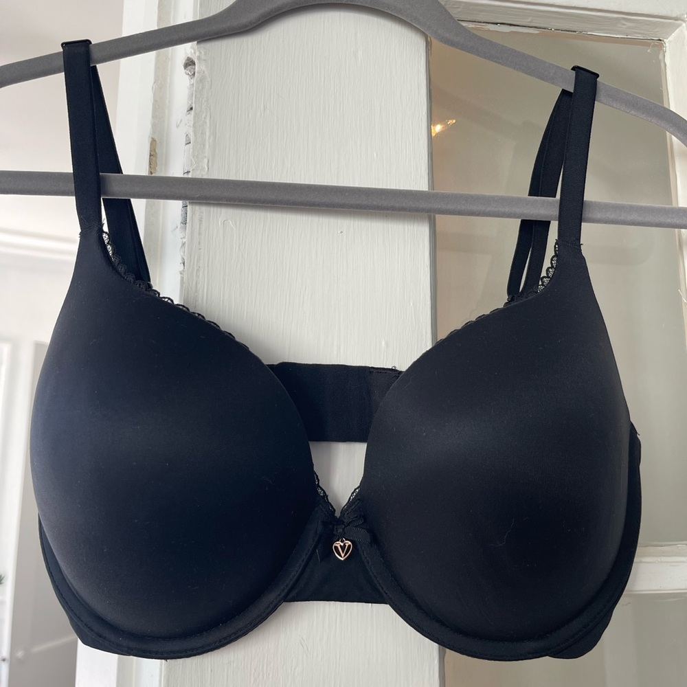 Victoria’s Secret Black Push-up Bra